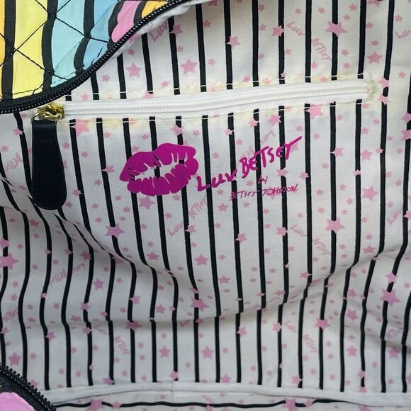 Luv Betsy Johnson Weekender Tote Duffel Travel Bag Pastel Vertical Stripes Large - Picture 7 of 13